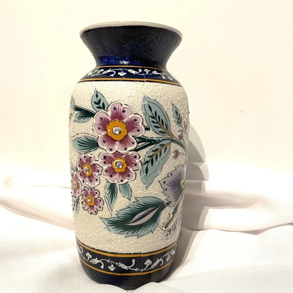 unique hand panted floral mid‎ to large size flower vase
